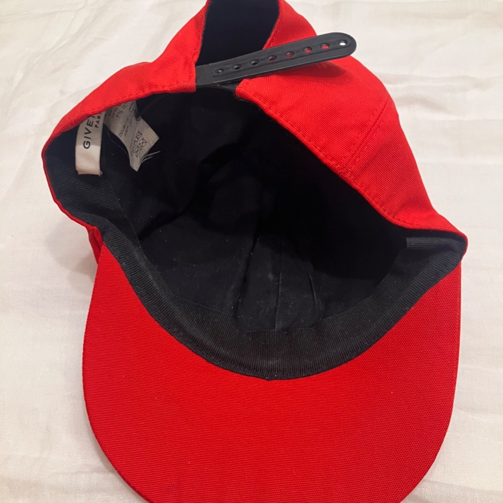 Givenchy Logo SnapBack Cap - Picture 5 of 7